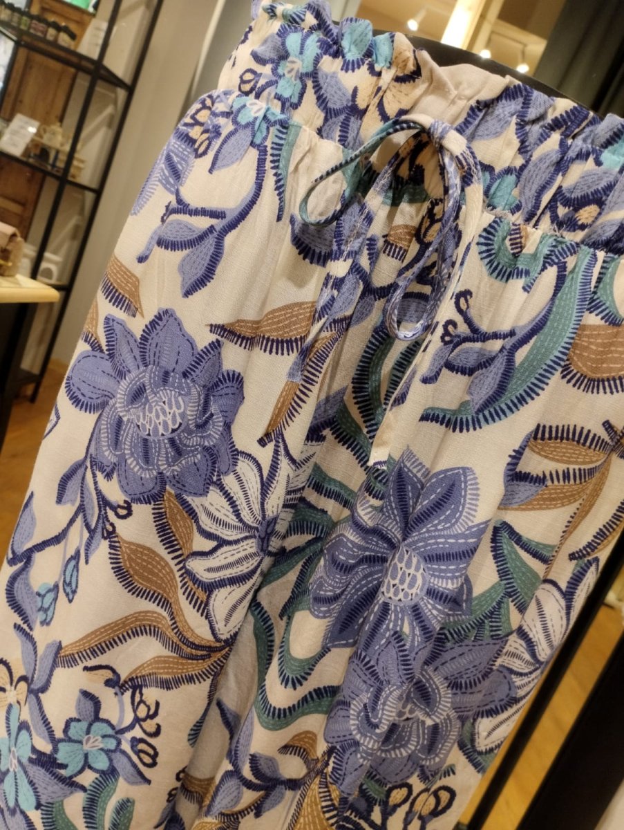 Blå blommiga byxor med fickor - M/L - Bild 3